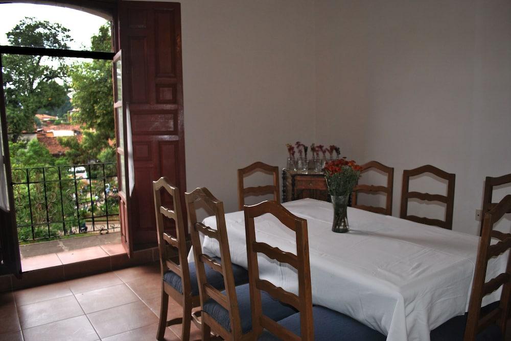 Posada De San Agustin Pátzcuaro Kültér fotó
